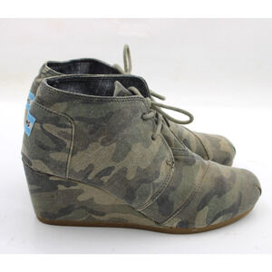 Toms Shoes Women's 8.5 Camo Washed Desert Canvas Wedge Bootie